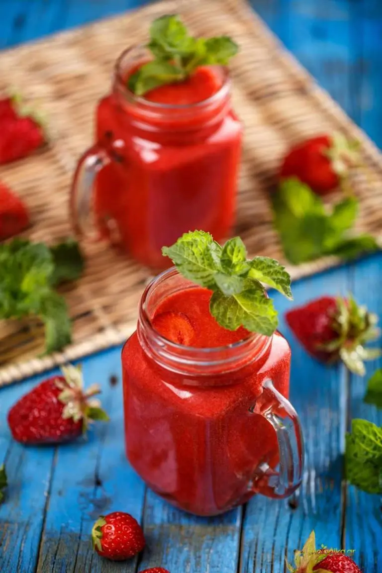 Πανεύκολο Smoothie φράουλας