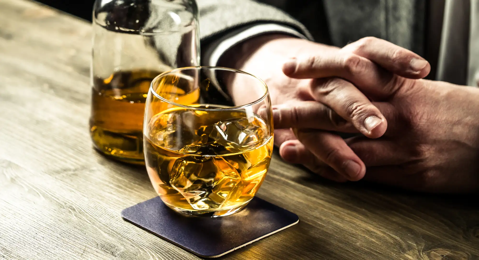 Η Συστηματική Υπερκατανάλωση Αλκοόλ Αυξάνει Τον Κίνδυνο Εμφάνισης Δυσκοιλιότητας Η Συστηματική Υπερκατανάλωση Αλκοόλ Αυξάνει Τον Κίνδυνο Εμφάνισης Δυσκοιλιότητας